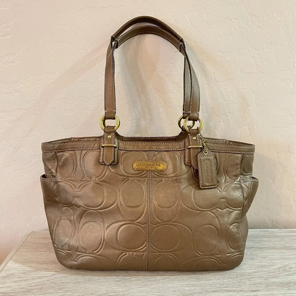 Vintage Coach Bag Tote F20742 Gallery Embossed Signature C Copper Bronze Leather